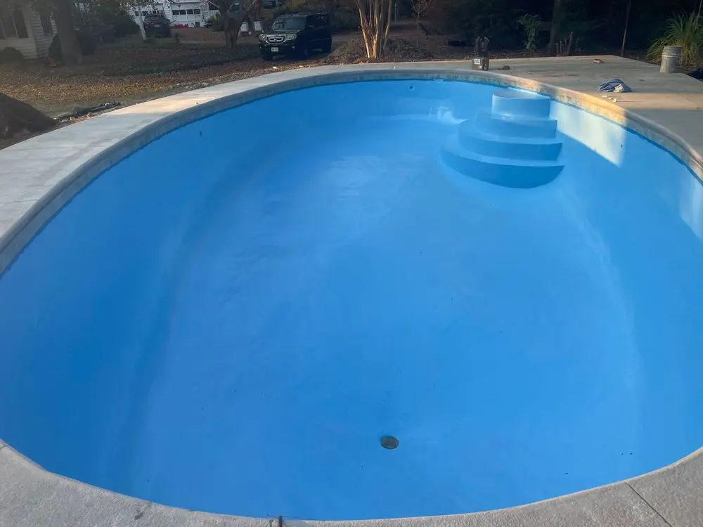 Swimming Pool Cleaning